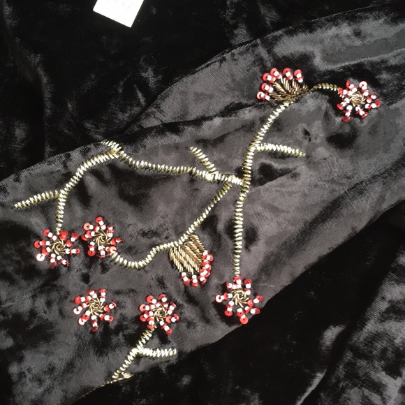 NWT Gypsy 05 Global Village Velvet Velour Black Floral Embroidered Mini Dress - Picture 7 of 10